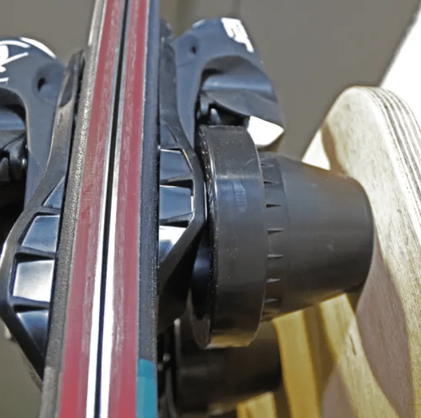 Totti Button Ski Hangers